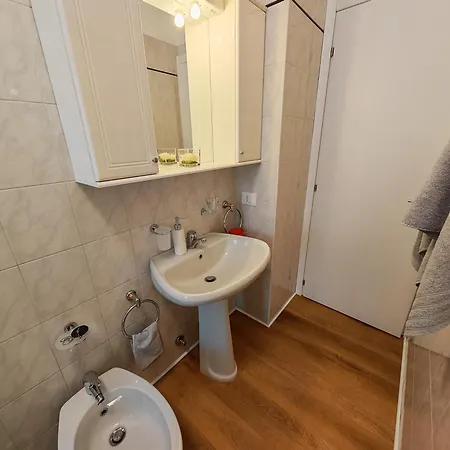 Gphouse Arona